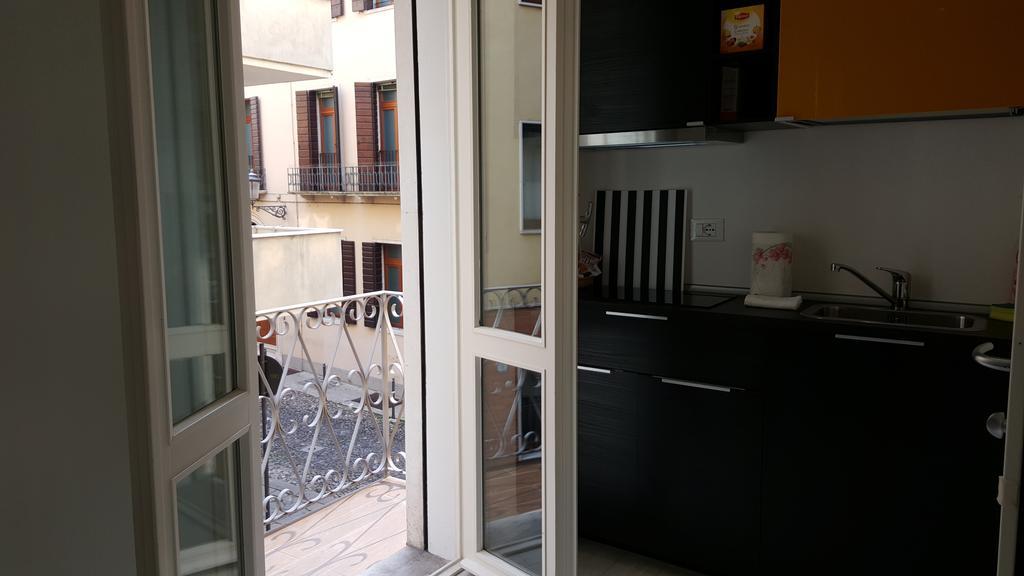 Bsuites Apartment Padova Bagian luar foto